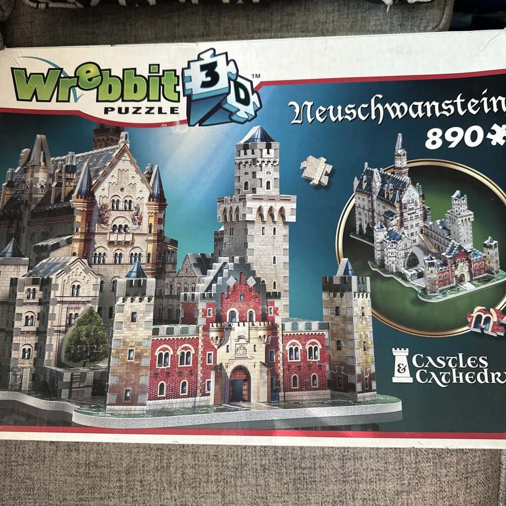 Wrebbit 3D Neuschwanstein Castle 890 Piece Puzzle Castles & Cathedrals Complete